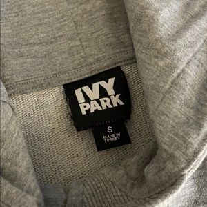 Gray sleeveless ivy park hoodie
